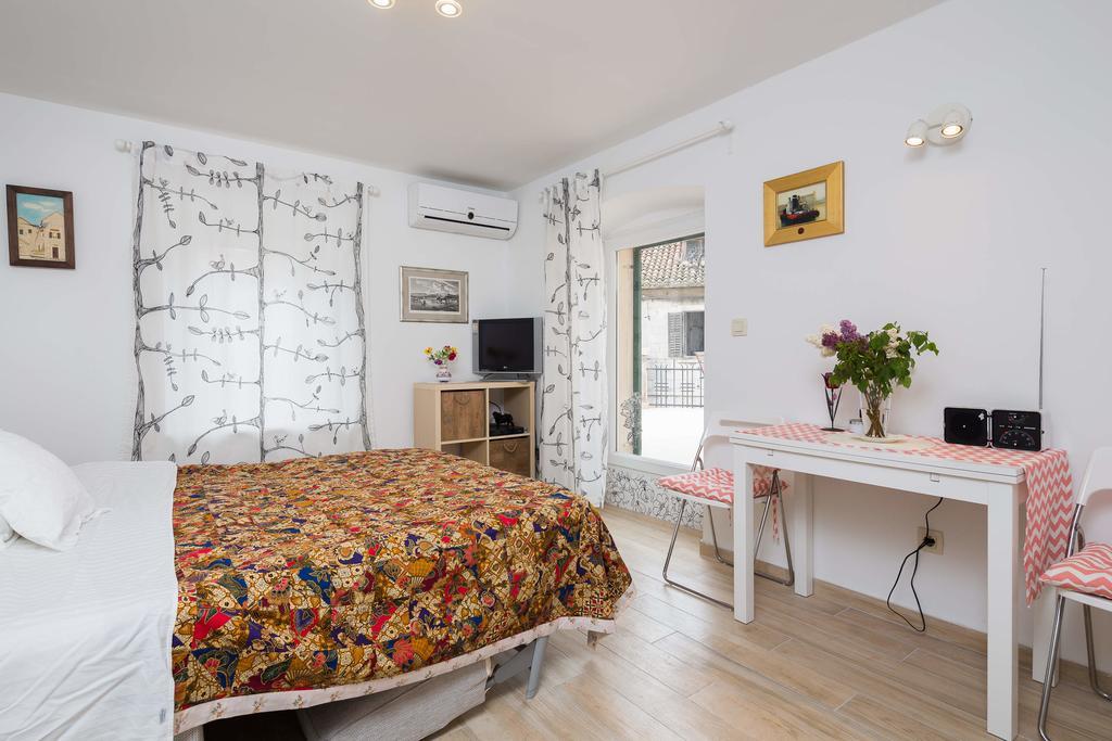 Phoenix Studio Apartment Split Eksteriør bilde